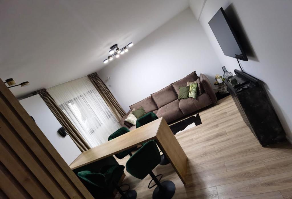 Mysecondhome *